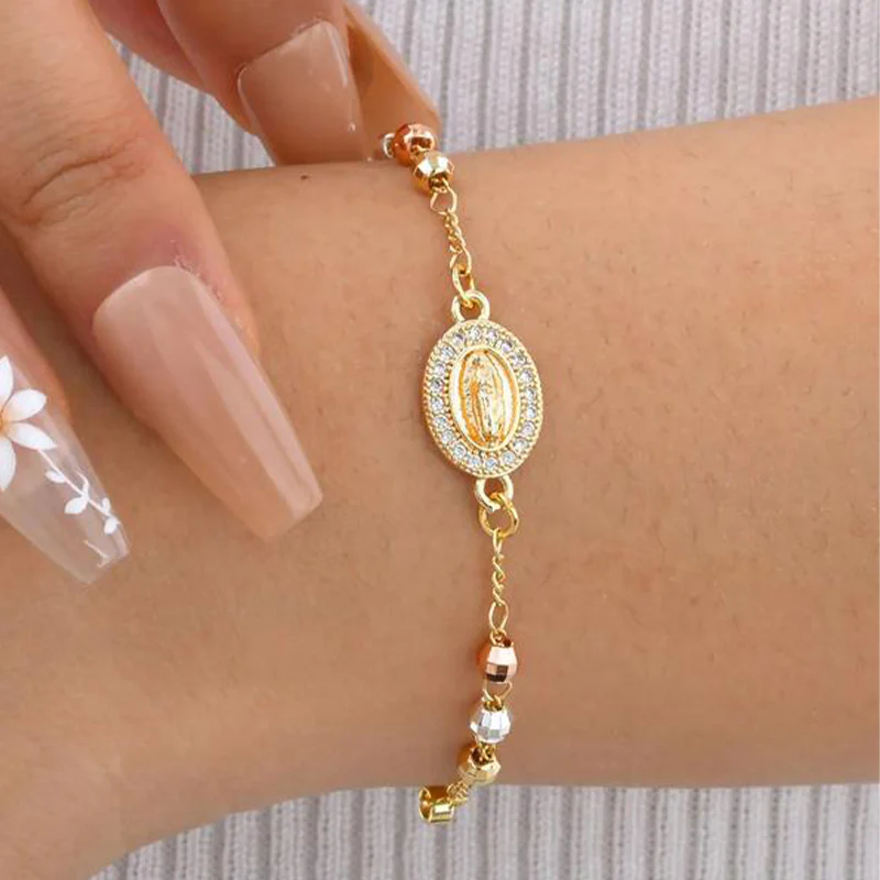 Elegante armband met stras kruisje
