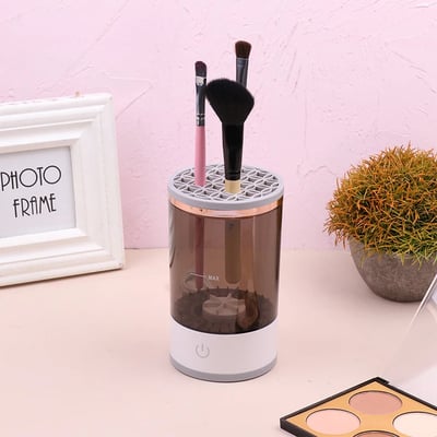 🖤Black Friday topper!50% KORTING✨ Automatische Make-Upkwastenreiniger (USB-Aangedreven) – Grondige Reiniging, Meerdere Kwasten Tegelijk & Huidveilig (Perfect voor Make-Up Liefhebbers!) - Image 3