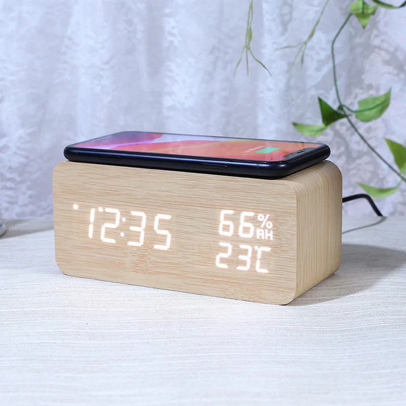 🌞Fris De Lente In Met 50% Korting!⏰ LED Digitale Wekker met Draadloos Oplaadstation – Stijlvol & Slim voor je Nachtkastje - Image 11