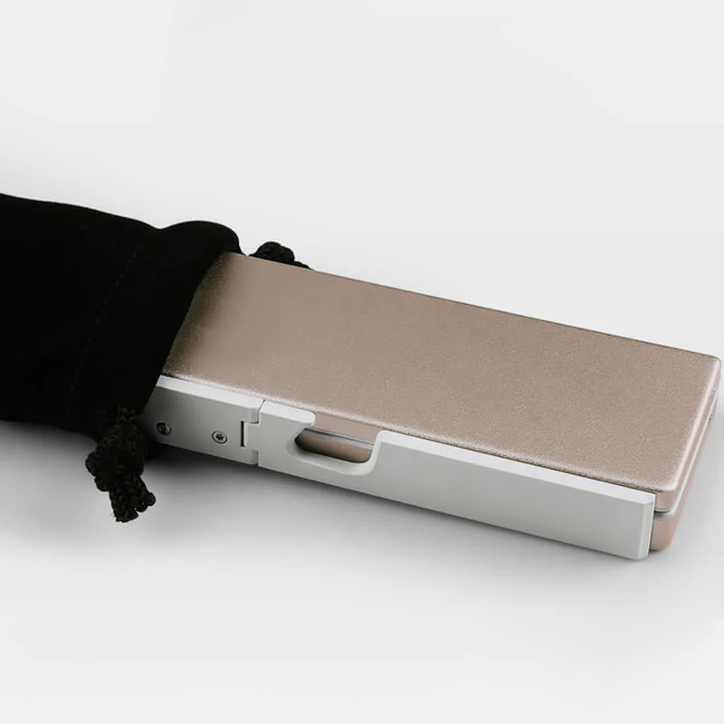🌞Fris De Lente In Met 50% Korting!🎹 Opvouwbaar Mini Bluetooth-toetsenbord – Magnetische standaard, universeel compatibel & lange batterijduur, draagbaar voor telefoon/tablet/laptop - Image 8