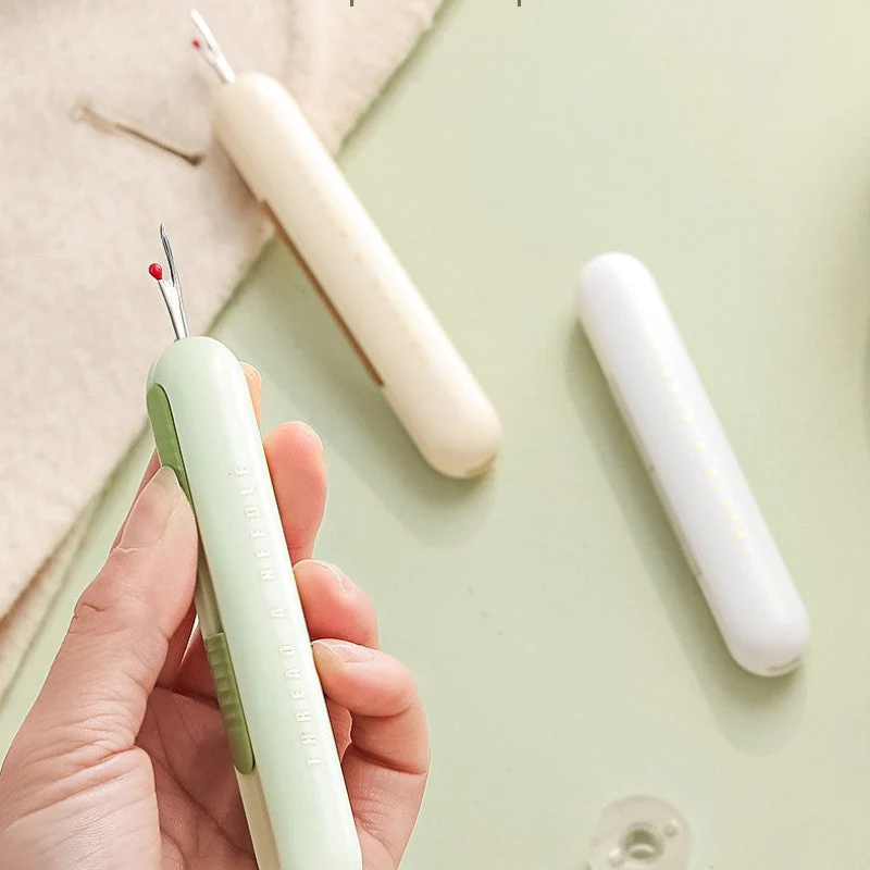 🎁🧵 2-in-1 Naaldinrijger & Stikafbraker – Compact, Gemakkelijk te Gebruiken & Perfect voor Naai Enthousiastelingen(Naai Projecten Must-Have!)