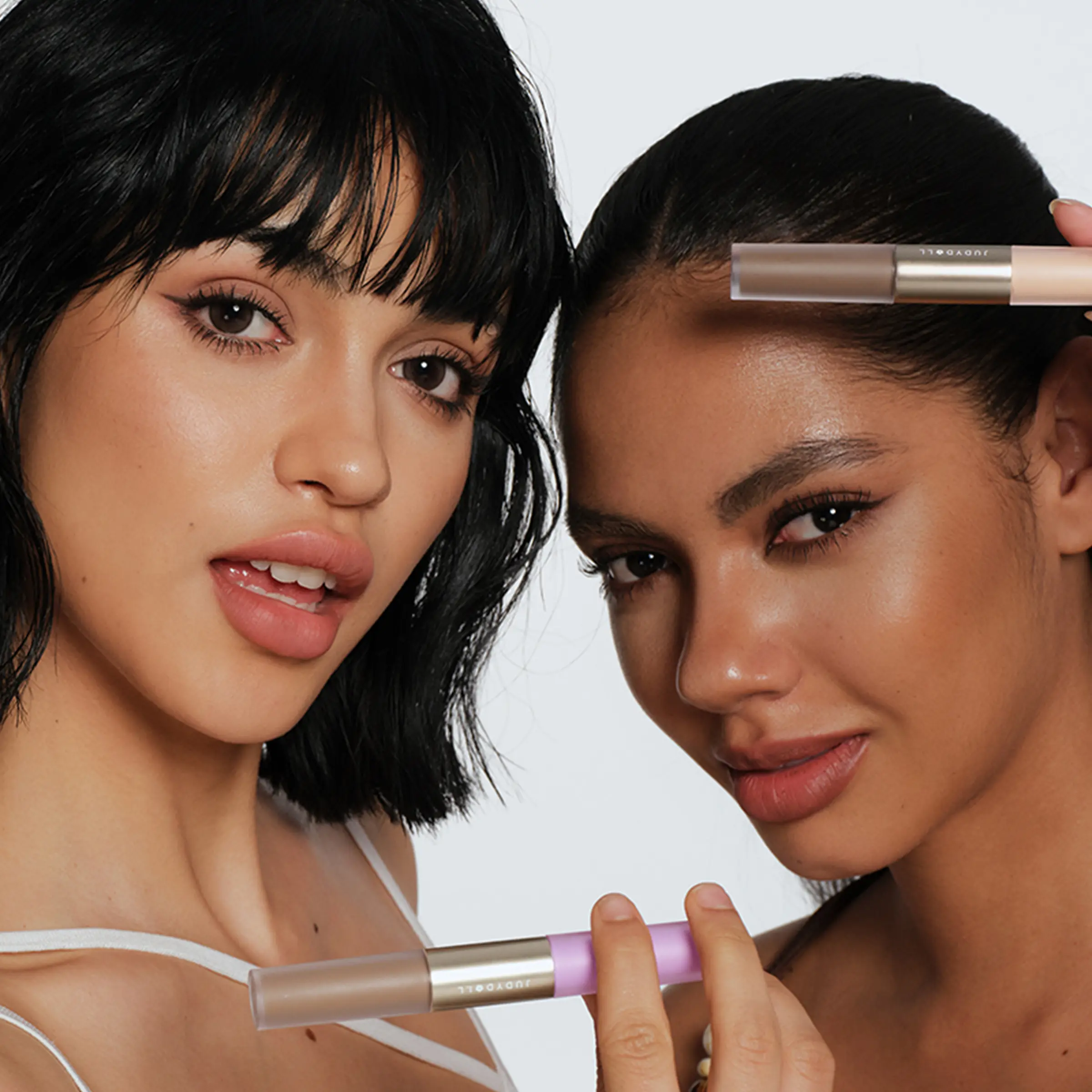 🌞Fris De Lente In Met 50% Korting!✨ 2-in-1 Highlighter & Contour Stick – Sculpteer & Verlicht in 1 Stap | 12U Langdurig! - Image 4