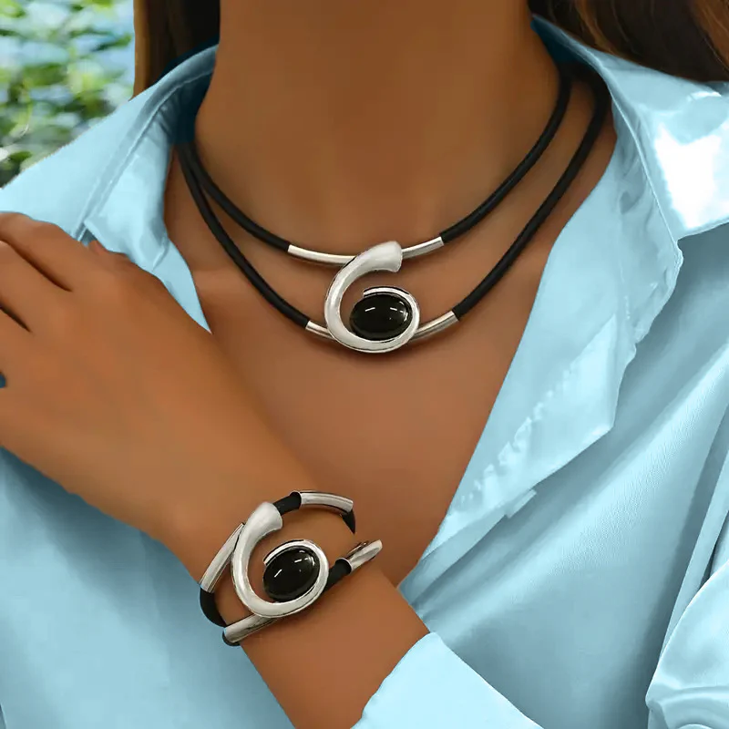✨ Vintage Boho Sieraad Set – Ketting & Armband Met Geometrisch Ontwerp & Zacht Leer (Veelkleurig)! - Image 6