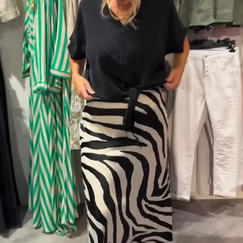 💘Valentijnsaanbieding: 50% Korting!🖤Dames Casual Set – Strik Blouse + Zebrastreep Midi-Rok | Comfortabel & Stijlvol! - Image 5